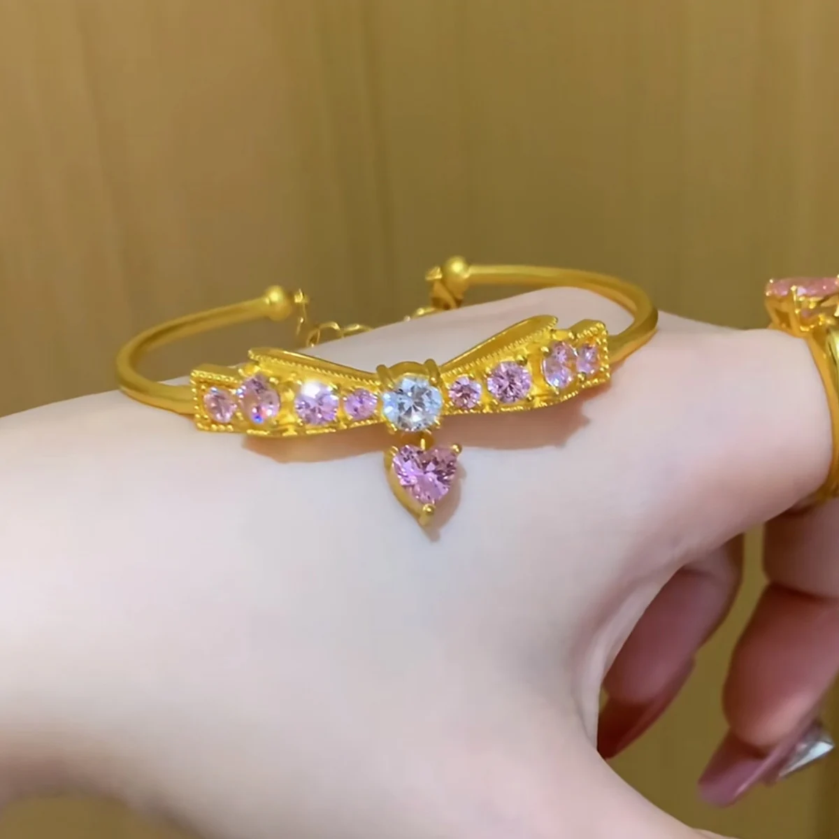 Dreamy Bow Gold Bracelet with Diamond Detailing