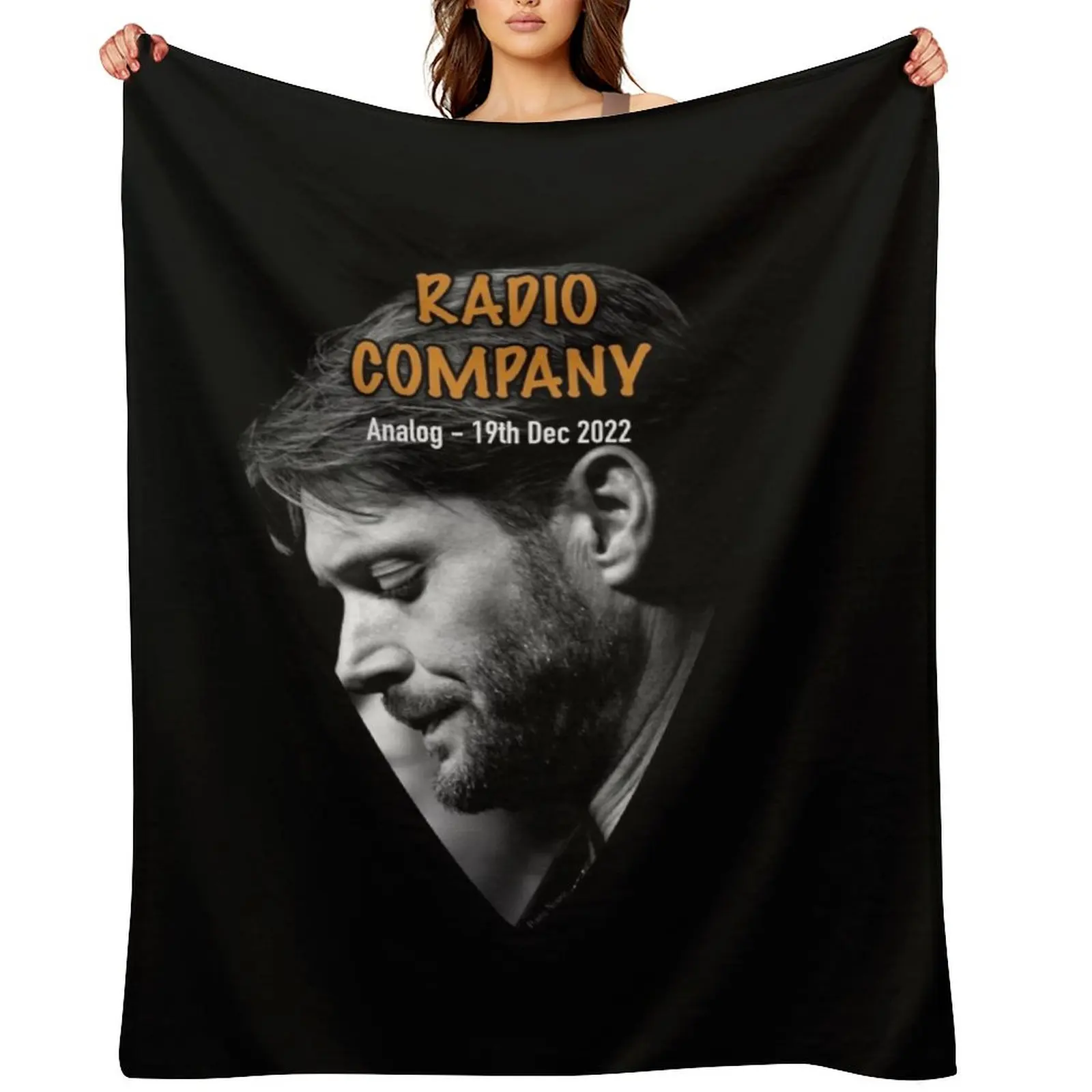 

Jensen Radio Company Guitar Pick Throw Blanket Nap Bed linens Bed covers Blankets