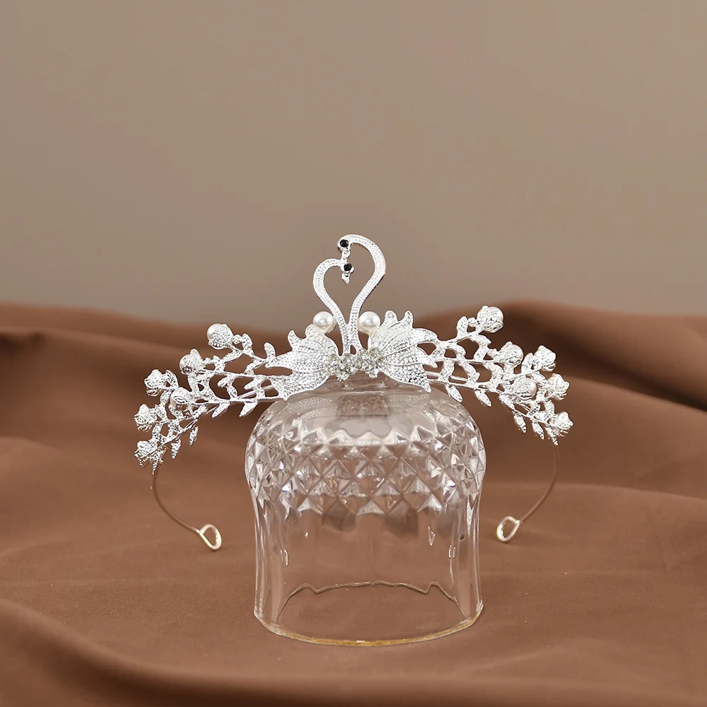 Head Bands Crown European and American Fashion Swan Crystal Tiaras Bridal Crown Wedding Ornament Birthday Party Headdress