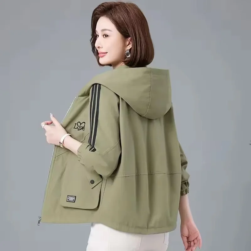 2026 Spring Autumn Korean Casual Coat Women's Windbreaker New Fashion Jacket Mother Hooded Outwear Short Overcoat Ladies