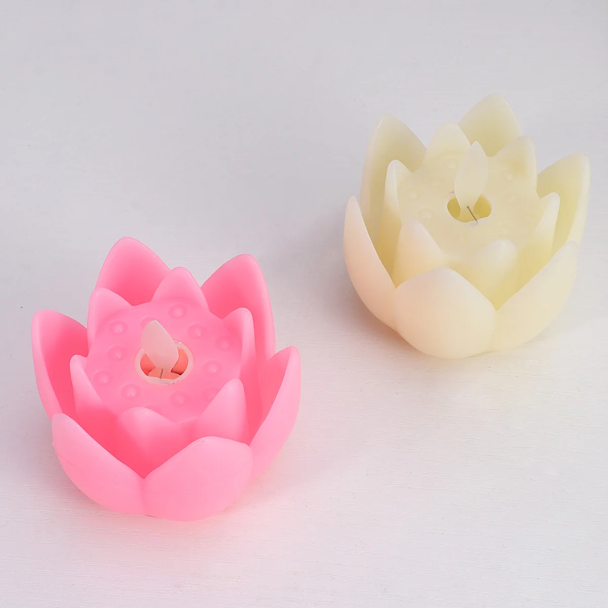 Lotus Lamp Flower Decorative Light Realistic LED Simulation Shaped Flameless