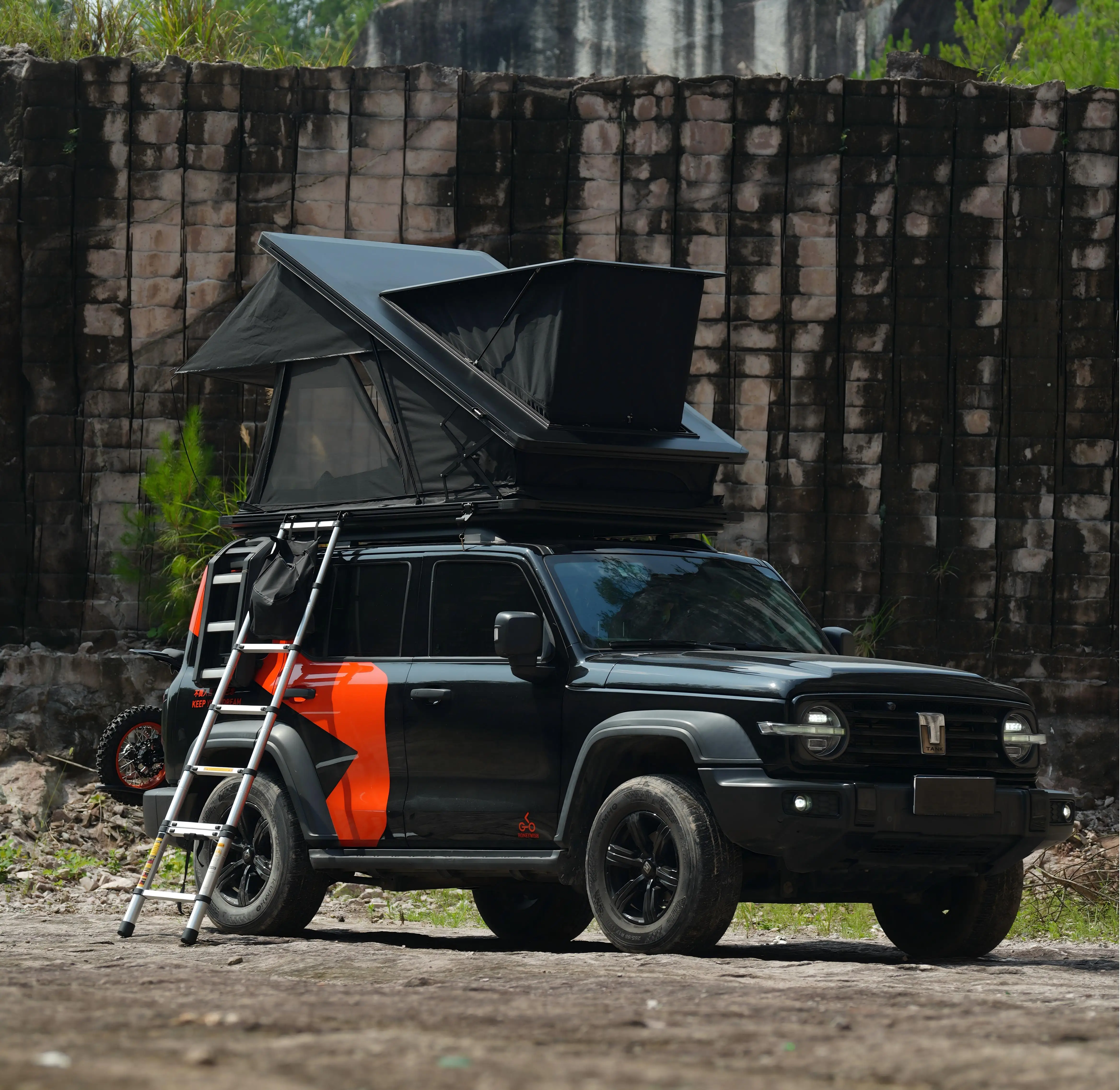 アルミ製ハードシェルルーフトップテント、防水オックスフォード - Roof Top Tent Hard Shell 2 Person のレビューと価格