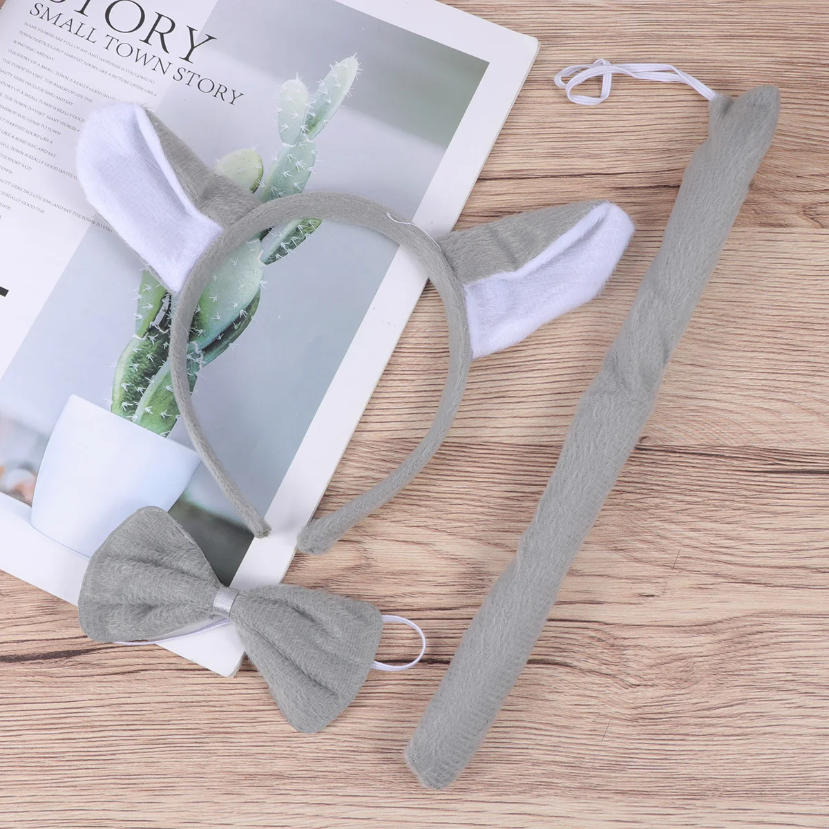 

3Pcs Small Animal Headband Dog Ears Bow Tie Tail Set Halloween Party Cosplay Costume for Kids Adult Dog Costume