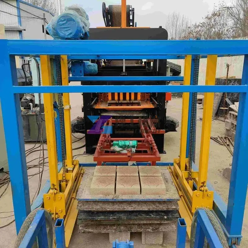 Factory QT4-18 Concrete Interlock CHB Block Molding Machine Cement Automatic Brick Making Machine Price for Sale