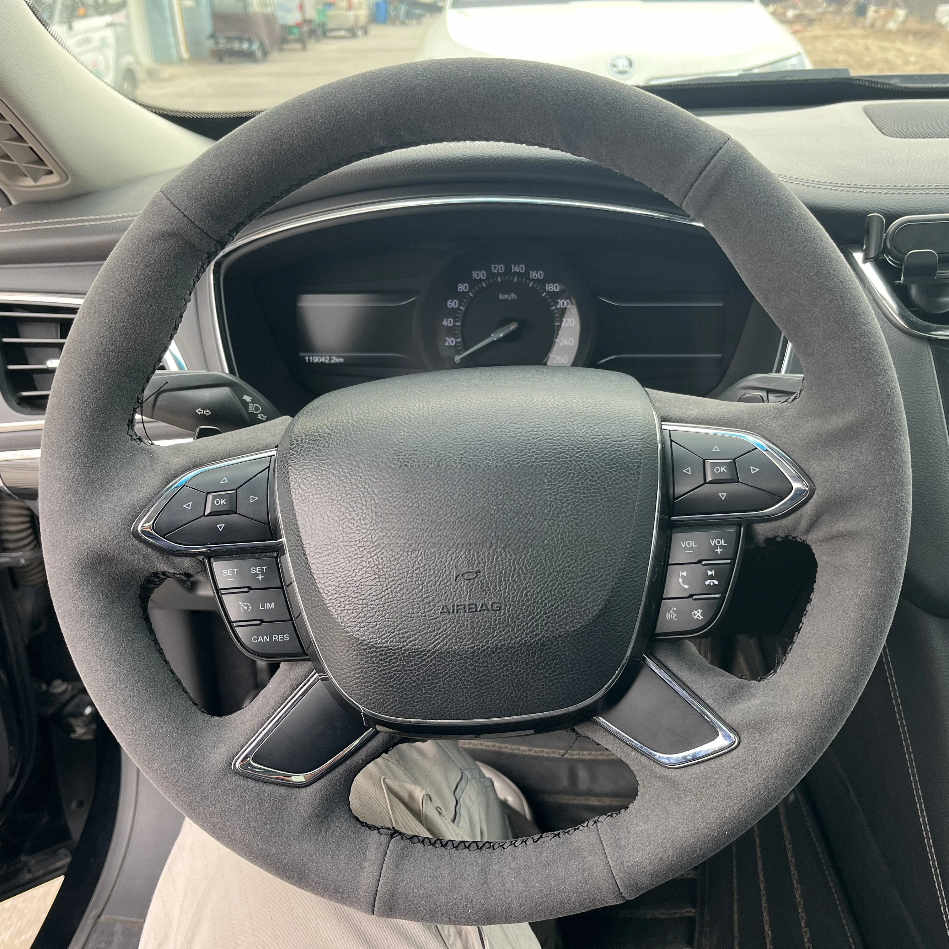 

Braid Car Steering Wheel Cover Wrap Hand Sewing Anti-Slip Comfortable Suede Leather For Ford Taurus 2015 2016 2017 2018 2019