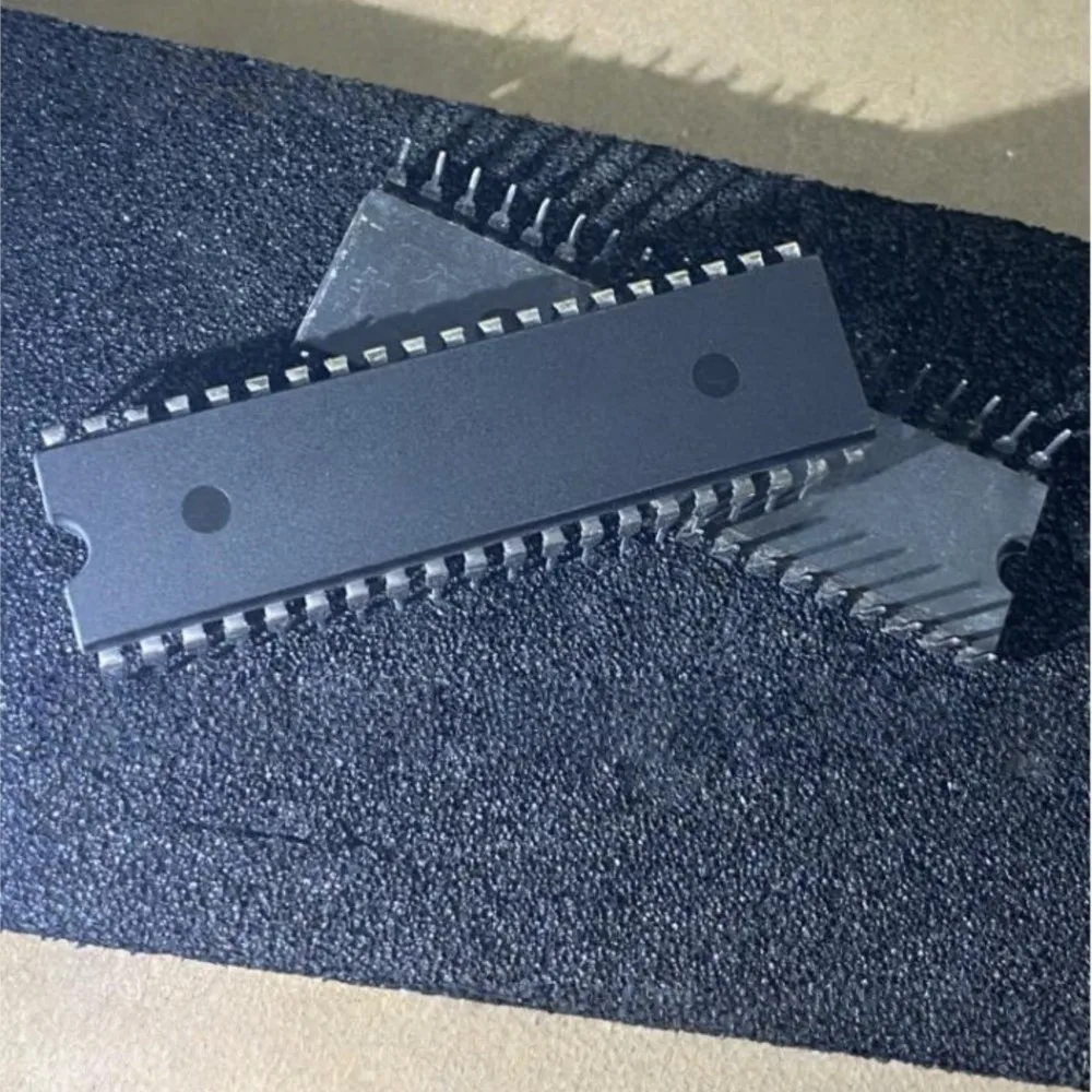 1-20PCS M5L8279P-5 M5L8279 DCP010505DBP DCP010505 TC4421CPA TC4421 TC4421EPA AT17256 AT17256-10PU