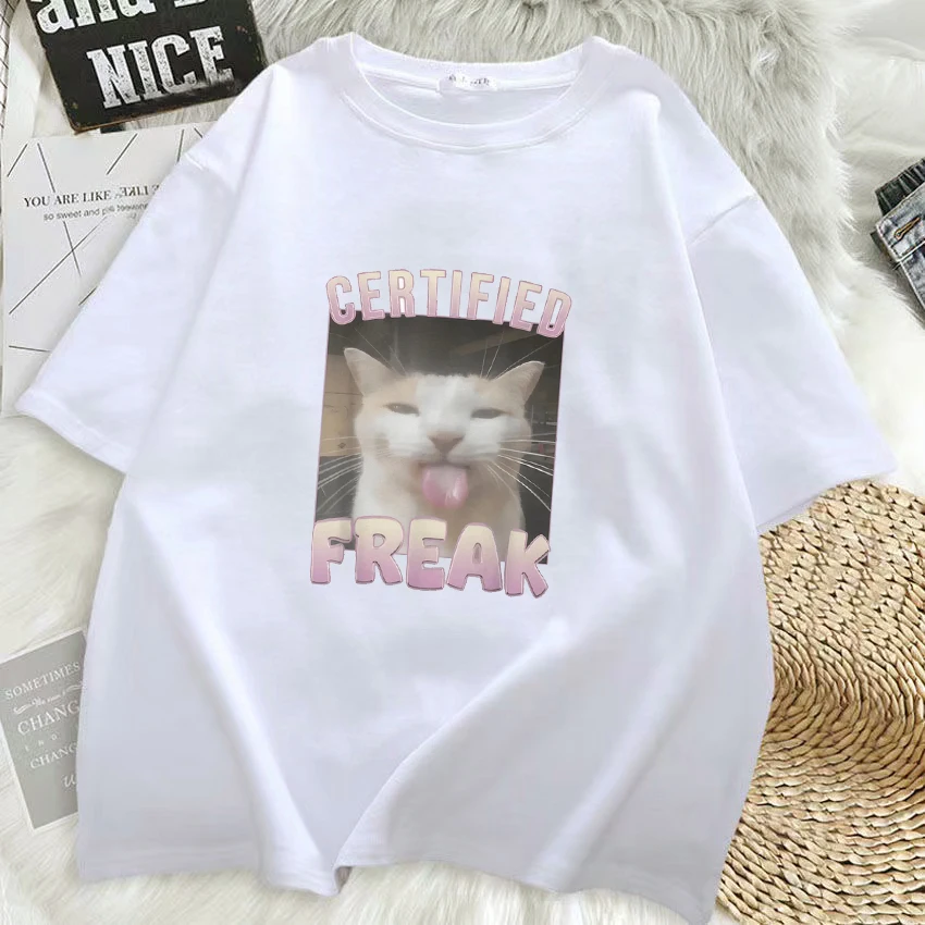 

Fashion Certified Freak Funny Cat T-shirt Unisex Men Women Opium Merch Big Size Top Short Sleeve Letter Print Tee