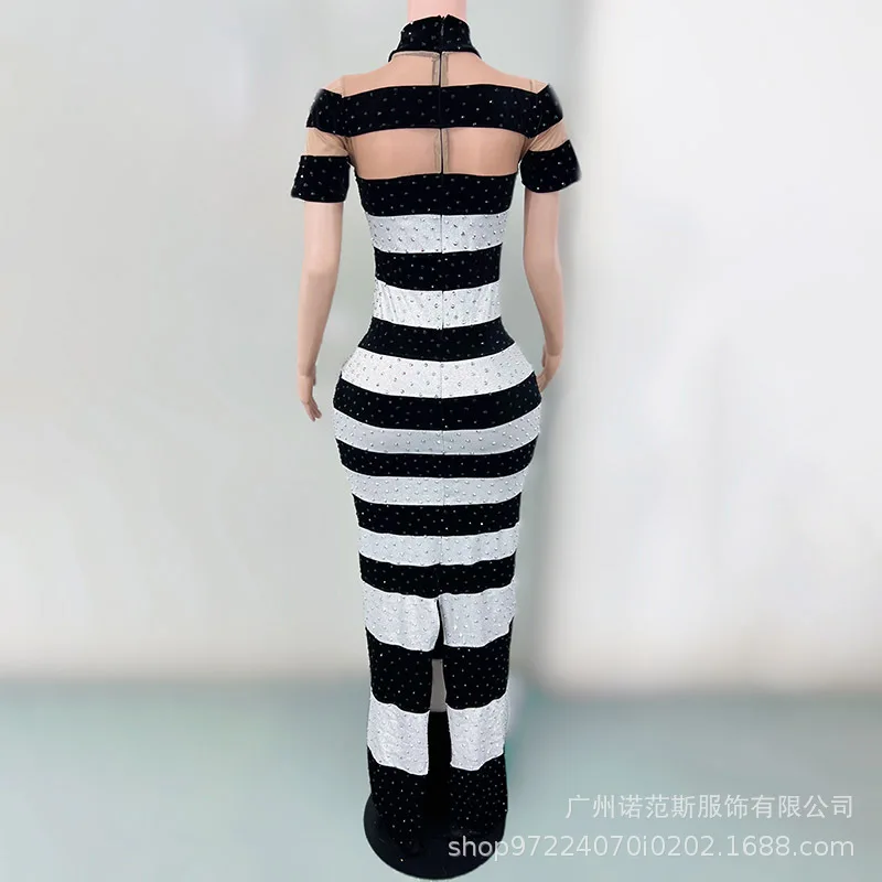 2026 Niche Contrasterende strepen Veelzijdige herfst minimalistische lange jurk Muziekfestival Zanger Prestatiekleding Feestclubjurk