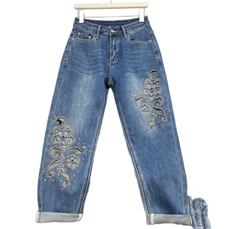 2025 Autunno Nuovo Fiore Cavo Design Papà Pantaloni Elastico Hot Diamond Nove Punti Moda Blu Jeans Donna Allentato Harlan Bottoms
