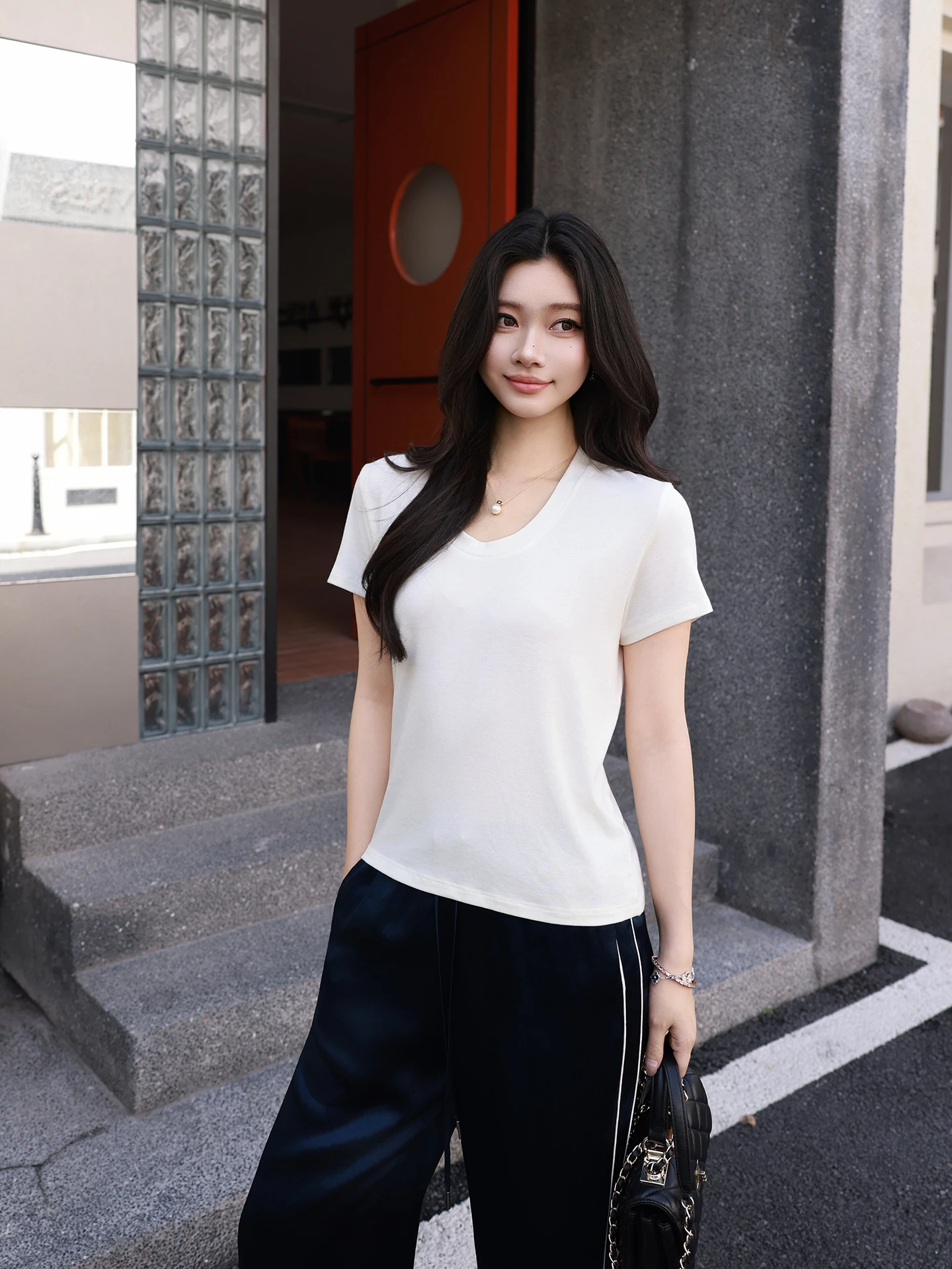 

Женская повседневная дышащая футболка Lao Yang Family с коротким рукавом ME Air Conditioning T из смеси лиоцелла, ацетата и шерсти, комфортная