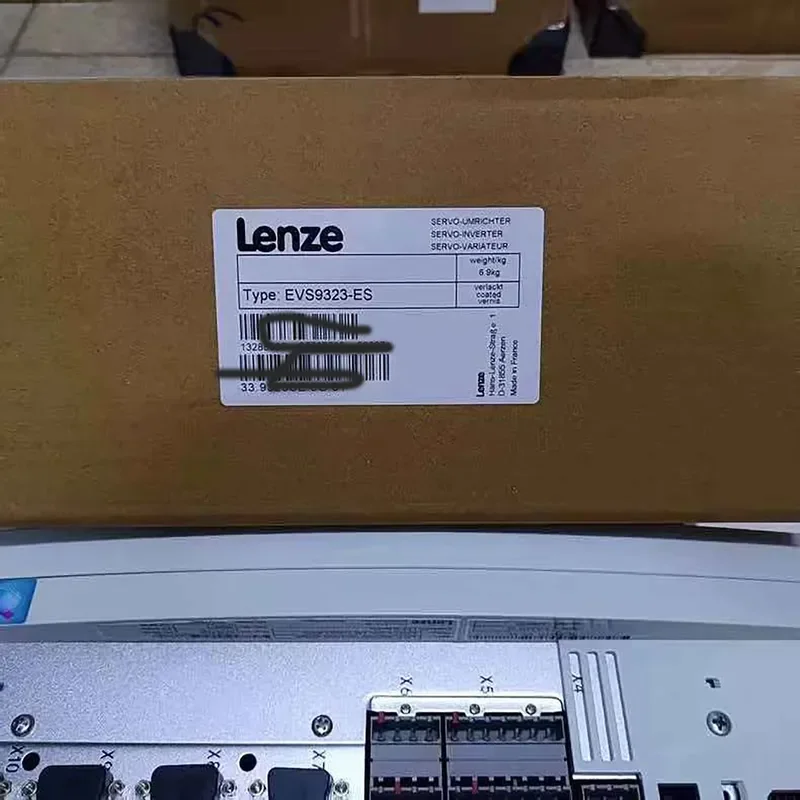 EVS9323-ES EVS9323-EP Lenze Frequency converter, driver, price negotiable