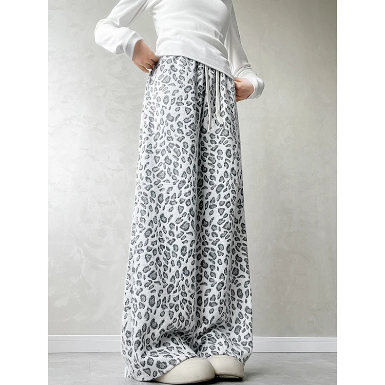 กางเกงขายาวทรงหลวมเอวสูงสำหรับผู้หญิง เนื้อผ้านุ่ม ยืดหยุ่น ใส่สบาย เหมาะสำหรับฤดูใบไม้ร่วงและฤดูหนาว ลายเสือดาว ไซส์พลัส