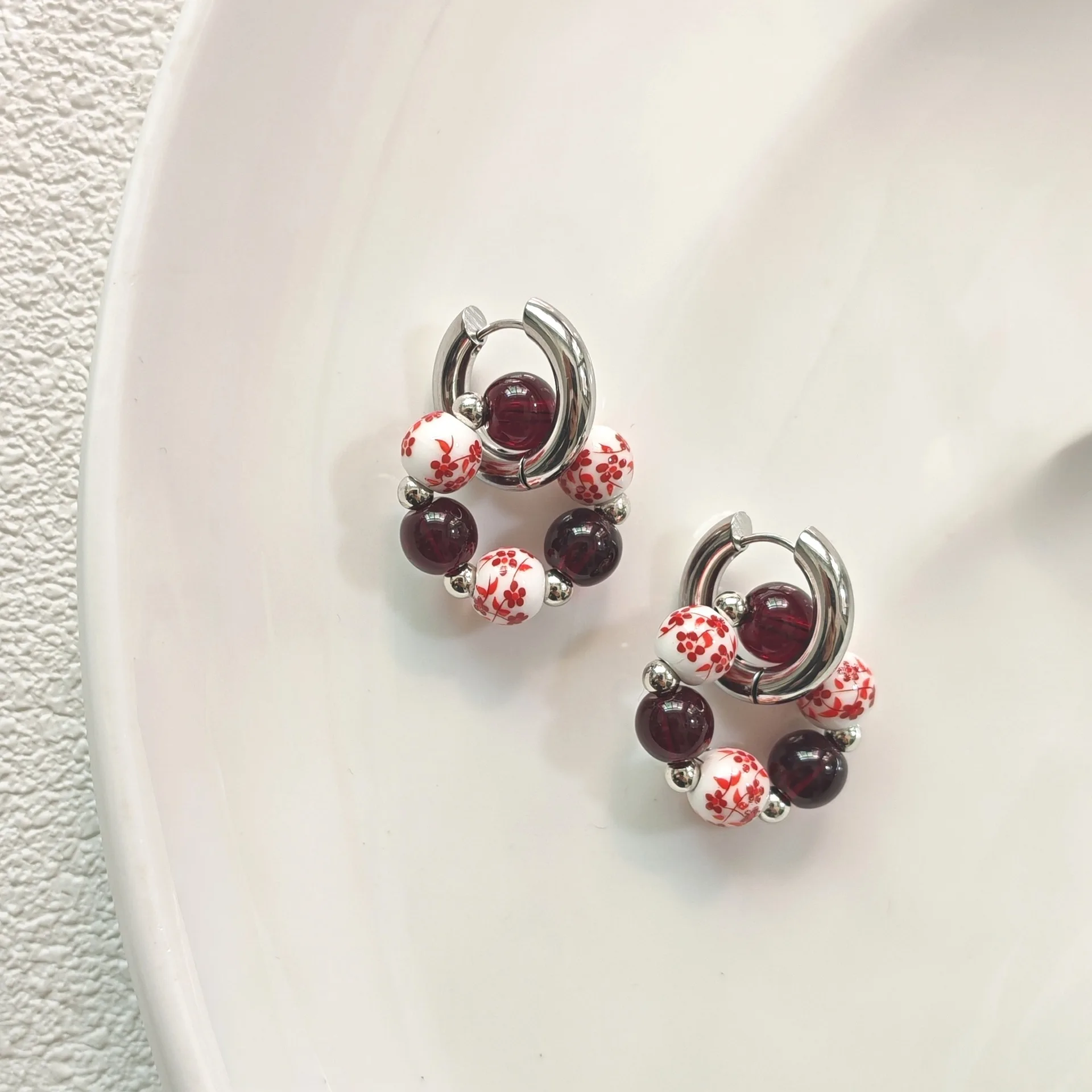 

New Chinese Style Red and White Printed Geometry Ceramic Pendant Earrings for Women Retro Travel Stainless Steel Punk Jewelry