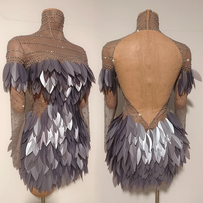 Women Stage Costume…