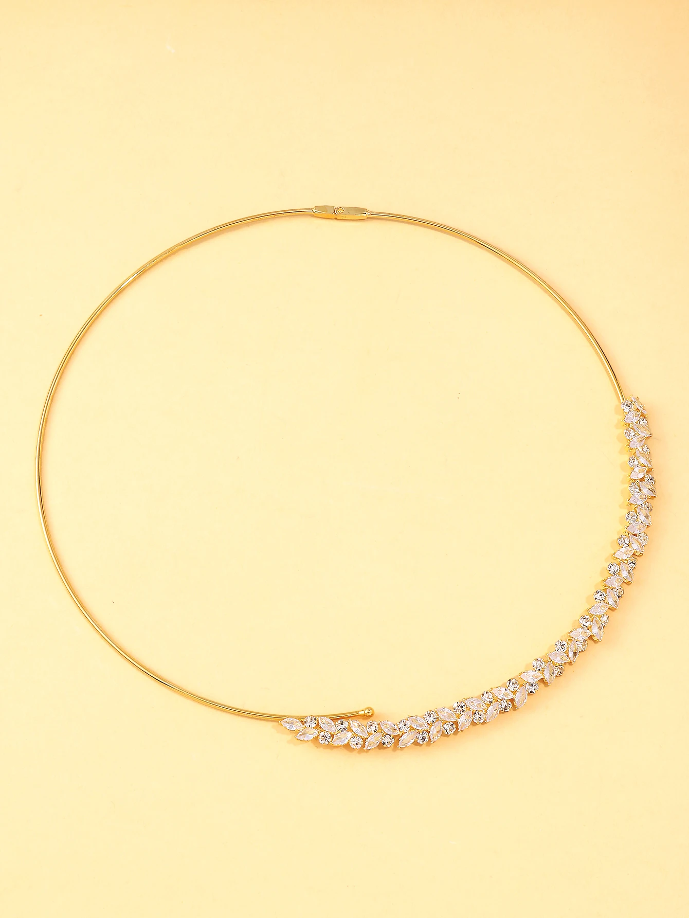 2026 bestseller geometric choker necklace Luxury rhinestone design elegant high-end adjustable clavicle chain jewelry