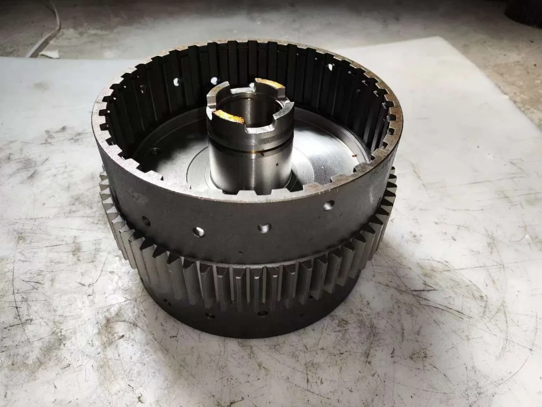 

ZF4WG200 WG180 YD13 YL13 YL15 Transmission Accessories Clutch Housing 4644 351 060 Clutch Assembly