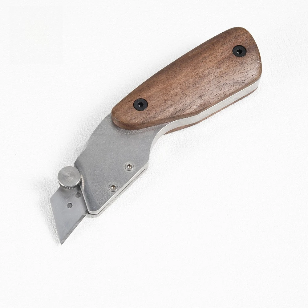 

Thick Heavy-duty Trapezoidal Art Knife with Zero Clearance and No Shaking, Versatile Tool for Cutting Leather Goods and Carpets