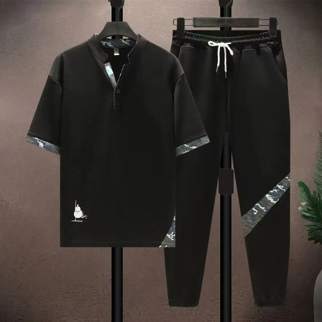 

Высококачественный мужской комплект из двух предметов для спорта и отдыха на весну и лето 2025 года.