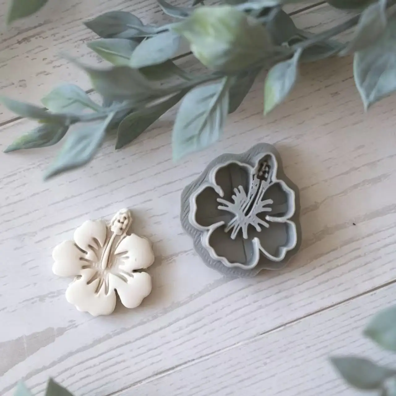 New Spring Flower Polymer Clay Cutters Emboosing Floral Shaped Dangle Clay DIY Earring Jewelry Pendant Making Pottery Clay Tools