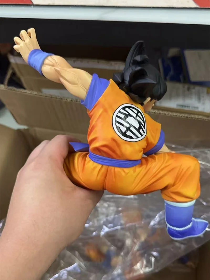 Novo dragon ball z son goku plano b anime figuras levantar mão ação estatueta brinquedos 20cm anime modelo estátua coleção decoração de mesa