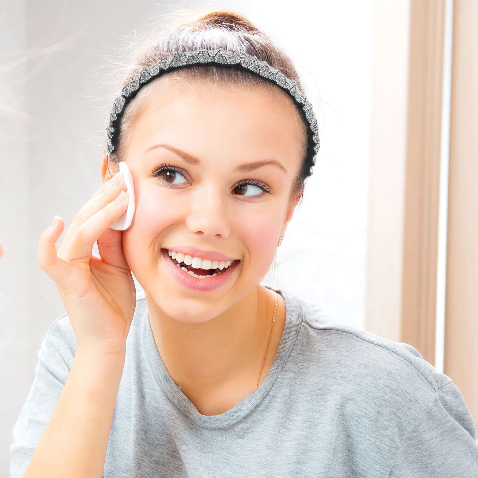 

Сверкающая повязка для волос со стразами, женский фланелевой головной убор, головной убор для девочек, аксессуары для вечеринок, свадебный банкет, подарок, инструмент для волос