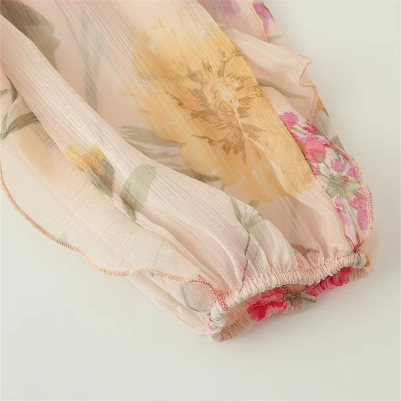 KEYANKETIAN 2025 صيف جديد المرأة الجولة الرقبة واحدة الصدر كشكش حافة الدانتيل يصل الأزهار طباعة قميص المرأة