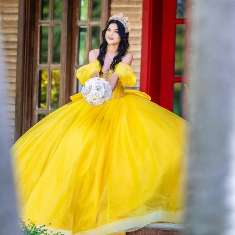 

yellow Quinceanera Dress off-shoulder Lace crystal glitter decal vestidos de 15 Quinceanera ﻿Customized