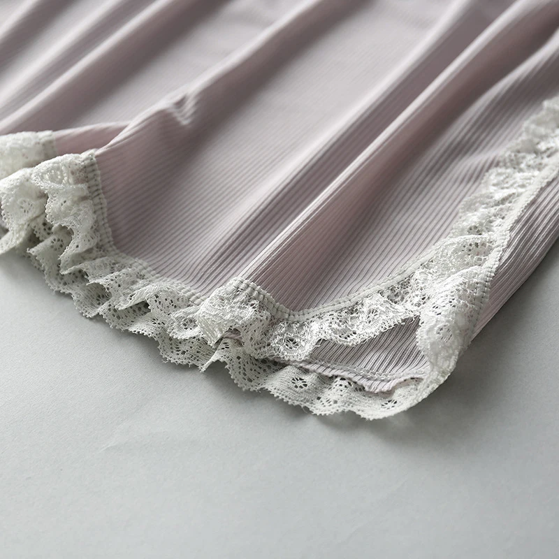 Pantaloncini di sicurezza in pizzo laterale estivo da donna Solid Sweet pantaloni corti elastici larghi da donna slip Boxer Anti-walking Bottoms di sicurezza