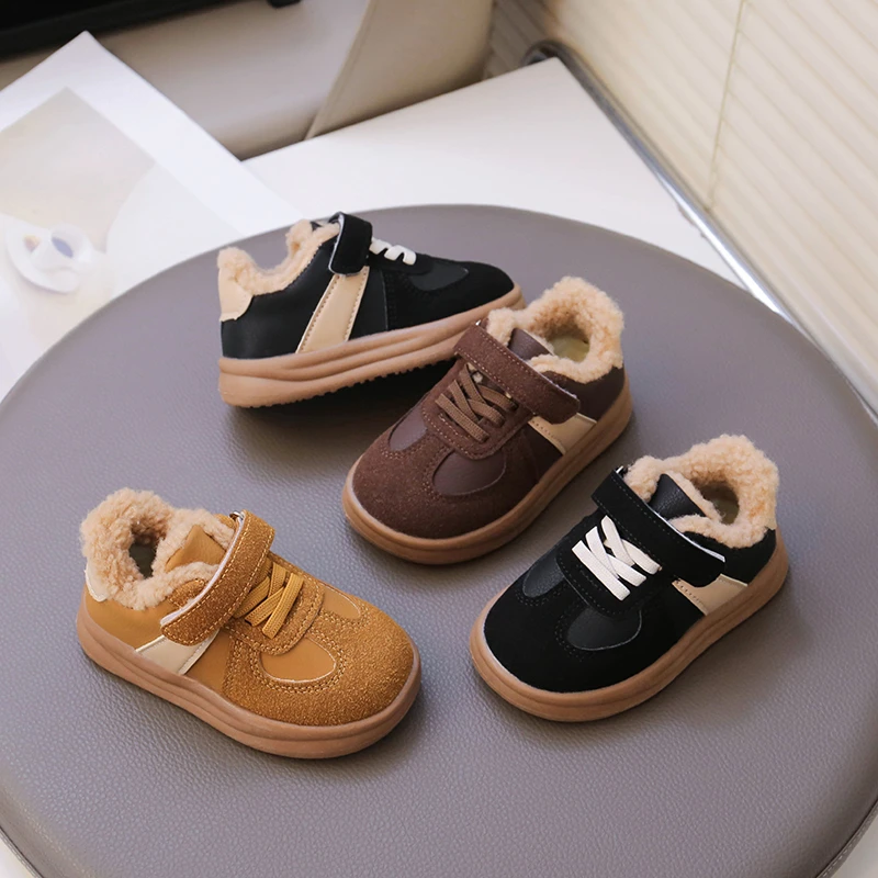 

Children's Velvet Board Shoes 2025 Autumn/Winter New Style Boys' Casual Shoes Girls' Fashion Lamb Wool Cotton Shoes 22-31