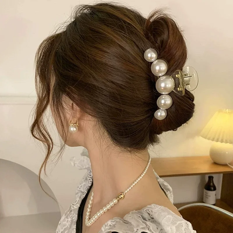 Eleganti clip per artigli per capelli in acrilico con grandi perle Hyperbole, mollette per acconciature per trucco di grandi dimensioni per accessori per capelli da donna