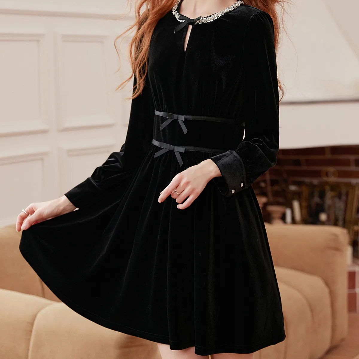 LOUIS YAO falda negra con lazo 2025 otoño vestido de manga larga no elástico cuello redondo ajustado ajuste cadena de cuentas empalme vestido de mujer