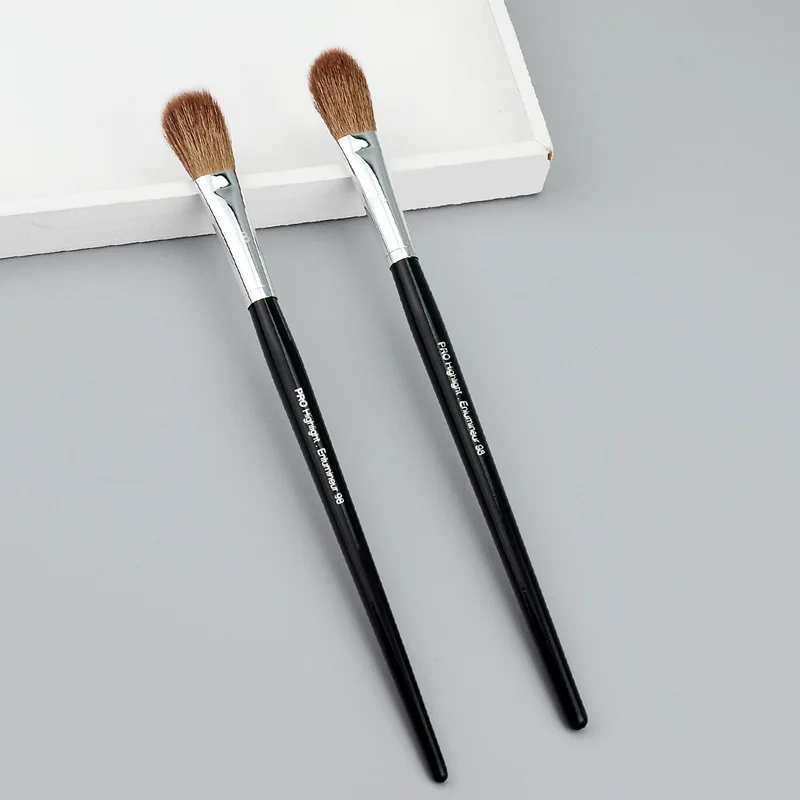 High End NO.98 Pro Highlighting Makeup Brush Goat Hair Black Long Handle Big Eyeshadow Blender Makeup Brush