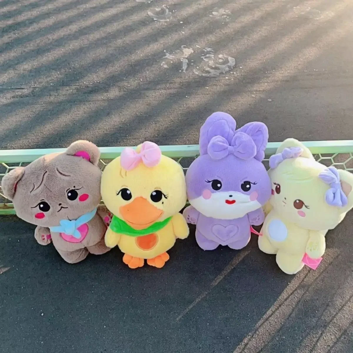 Kpop Pink Plush Doll BORN PINK World Tour Official Plushies Jennie Lisa Rose Jisoo Kawaii Stuffed Animals Toys good quality