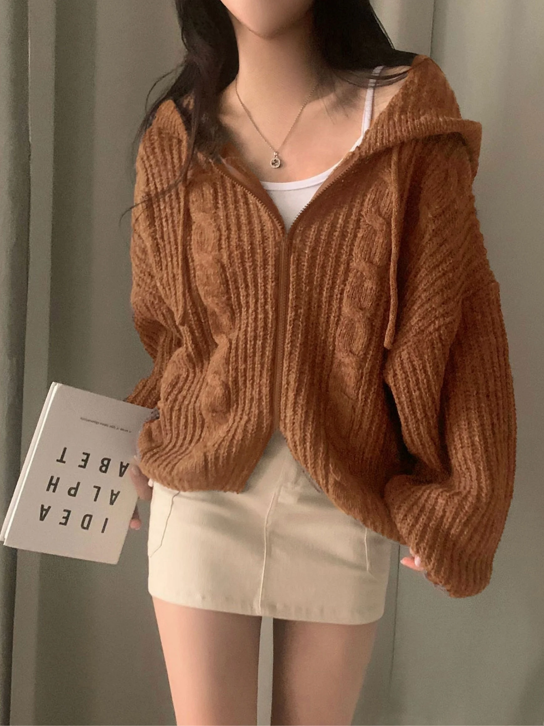 Loose Knitted Cardigan Women's Short Sleeve Long Sleeve Lazy Style Coat Autumn 2026 New Fashion Casual Comfortable Hat Jacket