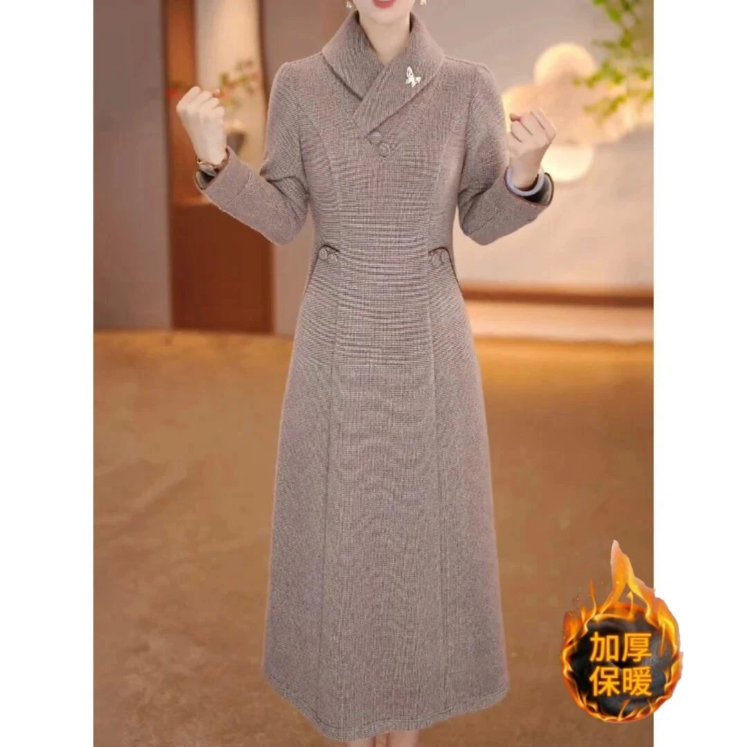 High-grade Xueer Samt Stoff Lange Kleid frauen Herbst Winter Verdicken Warme Kleider Weibliche Temperament Elegante Cheongsam Kleid