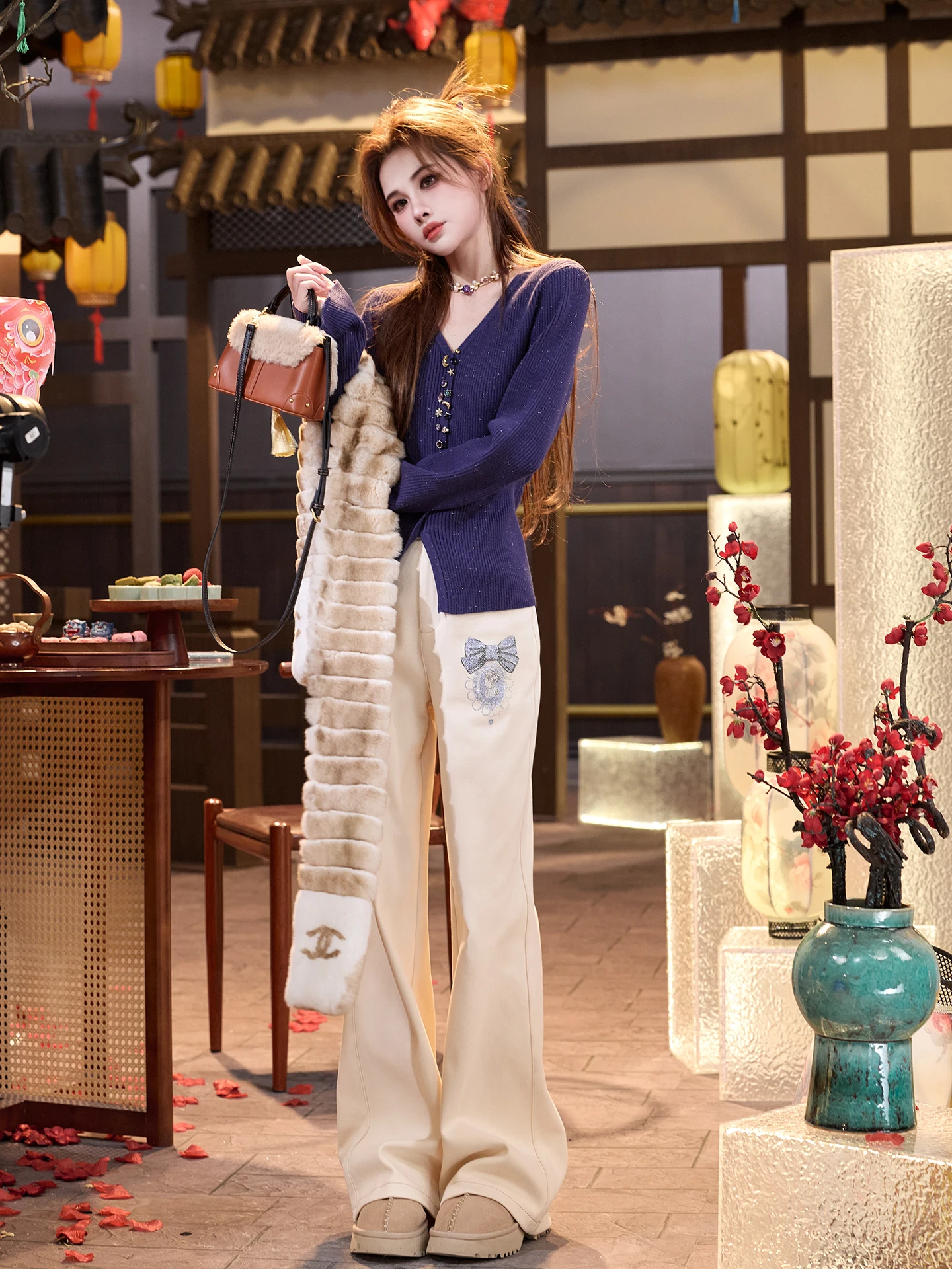 

Джинсы-клеш с завышенной талией, украшенные пайетками, облегающие, белые, TUNT, осенне-зимняя повседневная мода