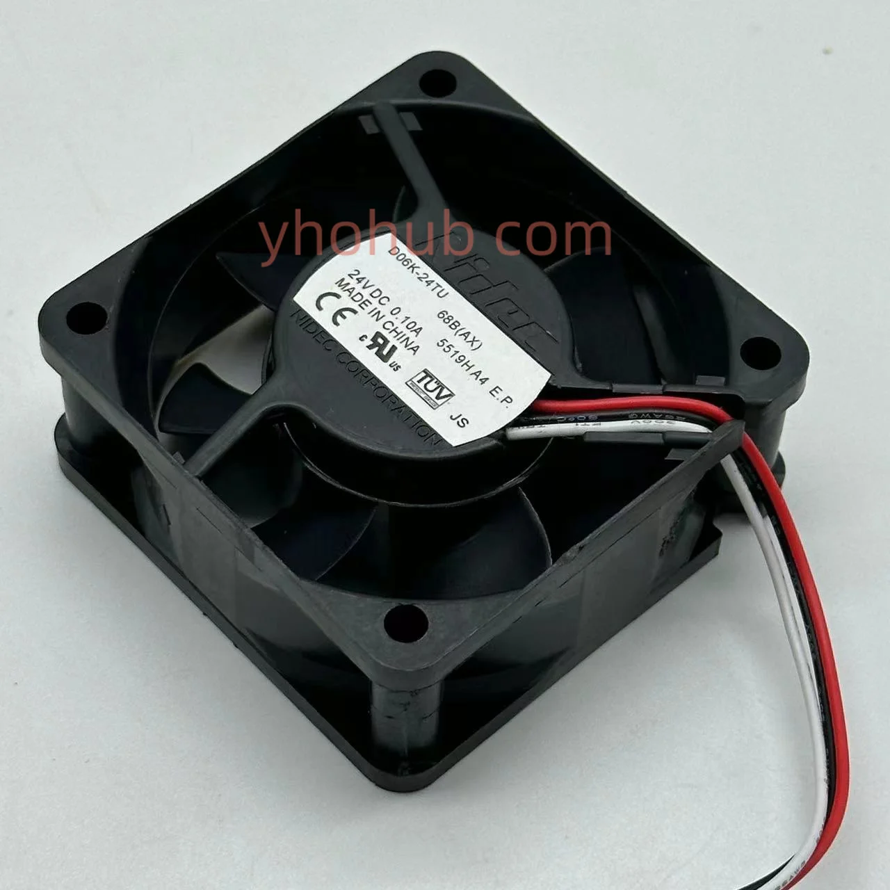 

Nidec D06K-24TU DC 24V 0.10A 3-Wire 60X60X25mm Server Cooling Fan