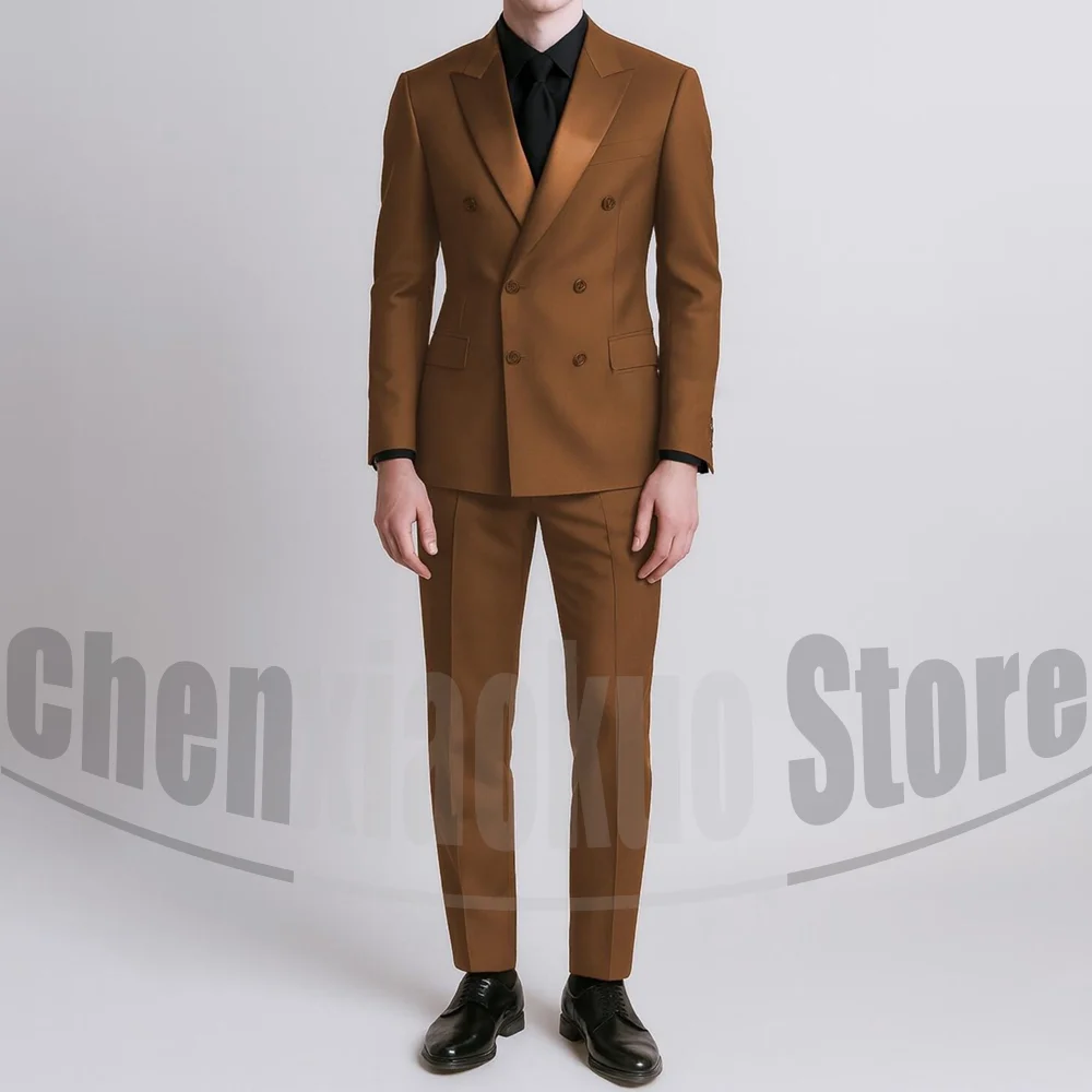 

Мужской коричневый двубортный костюм, облегающий модный атласный костюм с лацканами, комплект из 2 предметов, деловой свадебный стильный мужской костюм