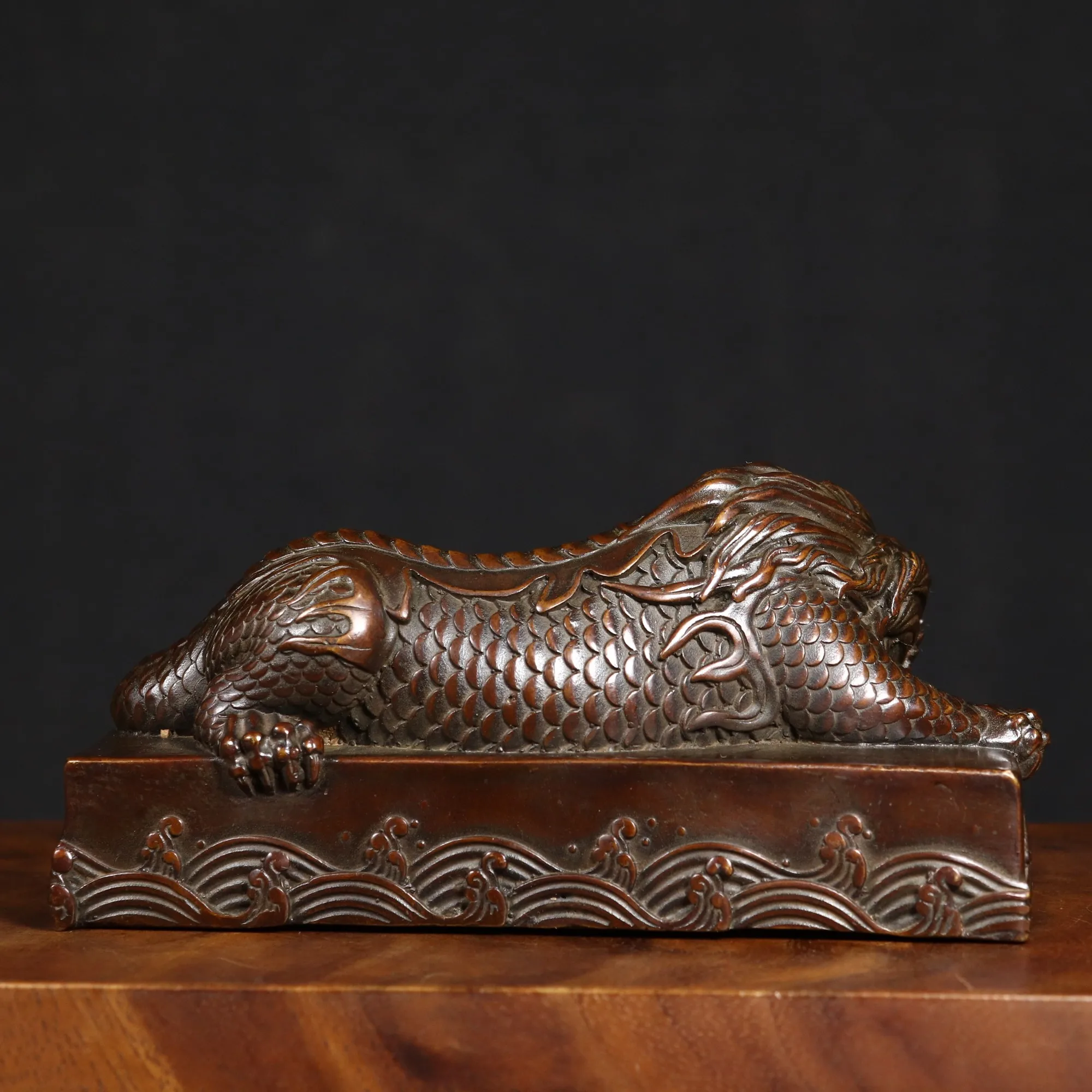 Antique copper water repellent deity beast auspicious beast statue home Feng Shui auspicious decoration vintage handicraft view 5