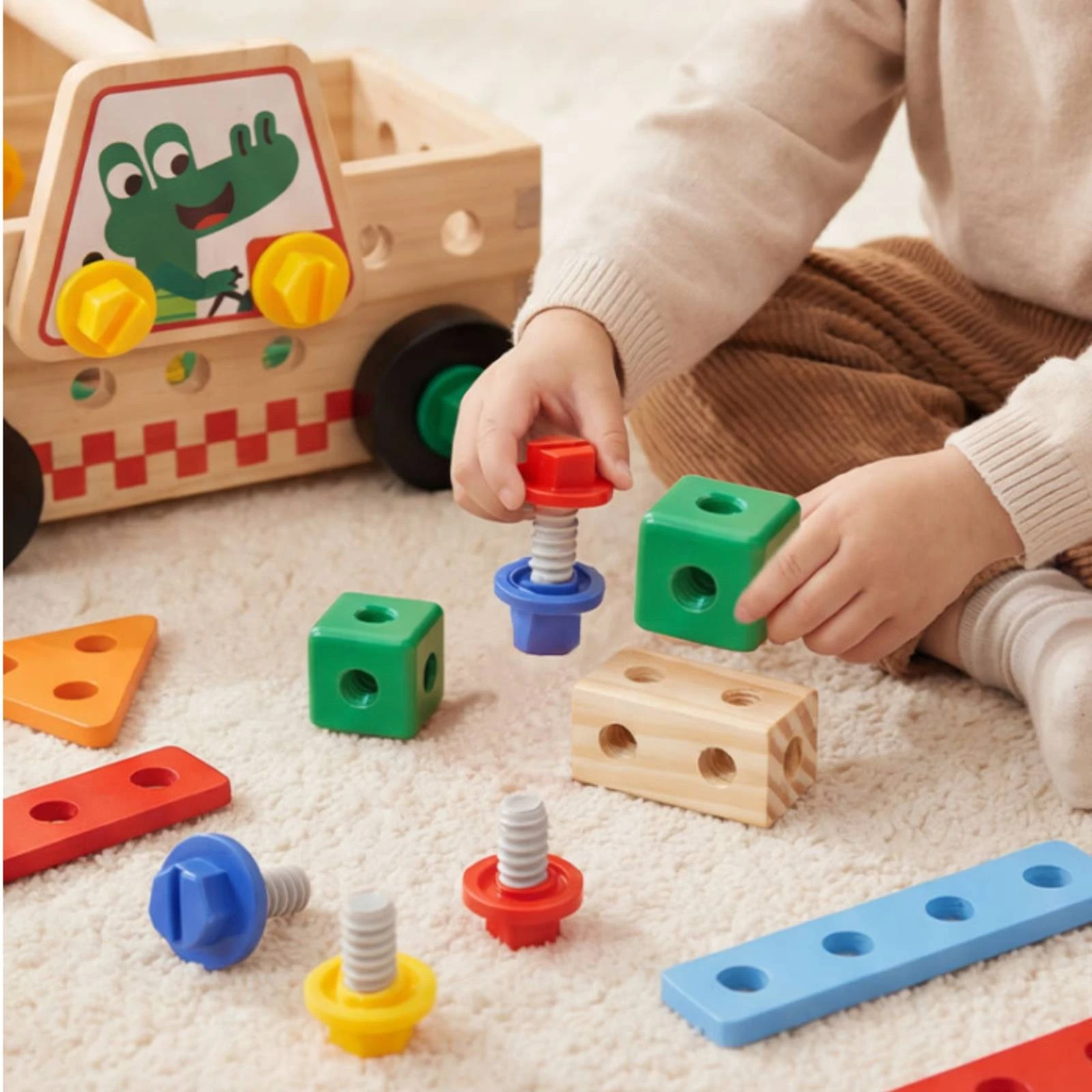 Toy Truck with Crane Educational Assembly Toy Truck Construction Vehicles Fine-Motor Vehicle Interactive for Children, Playroom