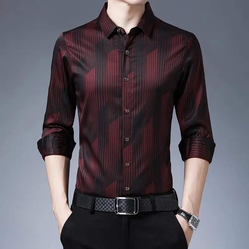 Camisa de negocios a rayas para hombre, ropa de calle de manga larga con botones de solapa, Tops finos coreanos sueltos informales, moda de primavera y otoño