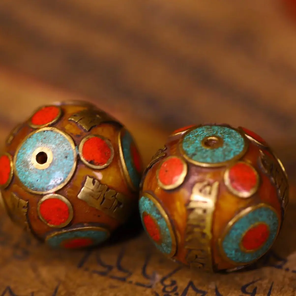 

1"Nepalese folk Old Tibetan Silver Beeswax Mosaic Gem Six Character Proverbs gZi Beads Buddha Beads Pendant Amulet