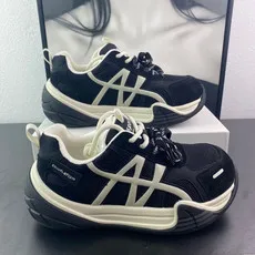 حار بيع أزياء الرجال النساء أحذية التنس الفاخرة المضادة للانزلاق شبكة أحذية رياضية مرنة للجنسين بسيطة سميكة سوليد احذية الجري