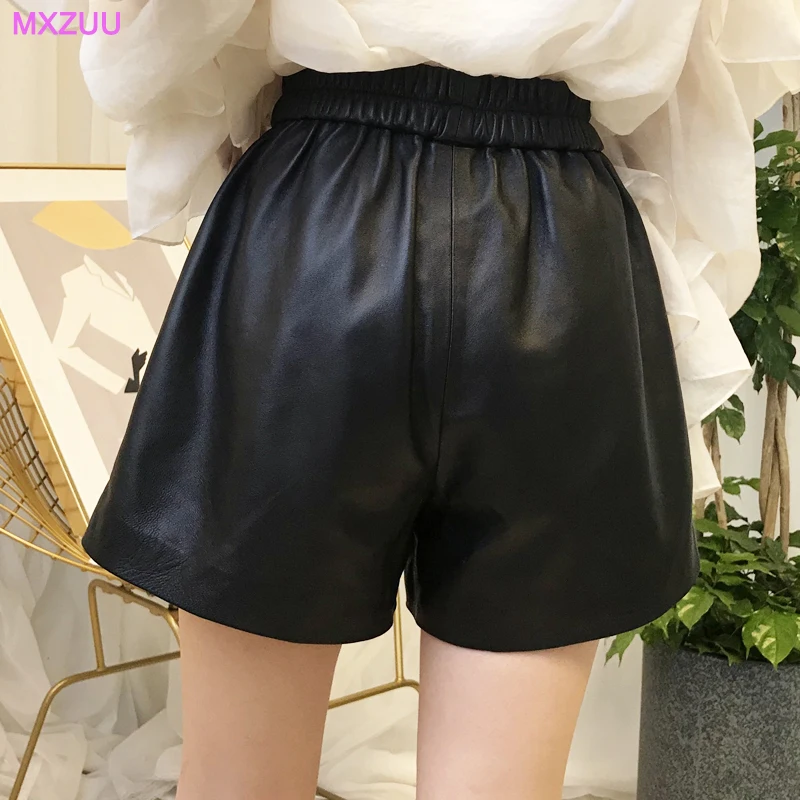 Novos shorts de couro primavera outono feminino pele de carneiro real cáqui/chocolate cintura elástica bolso fino calças largas perna plantacourt femme