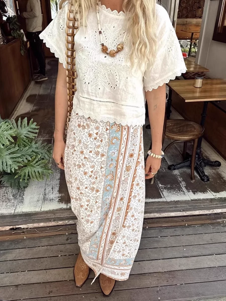 

Women Embroidery Hollow Out White Shirt 2025 New Round Neck Short Sleeve Casual Loose 100% Linen Blouse Top