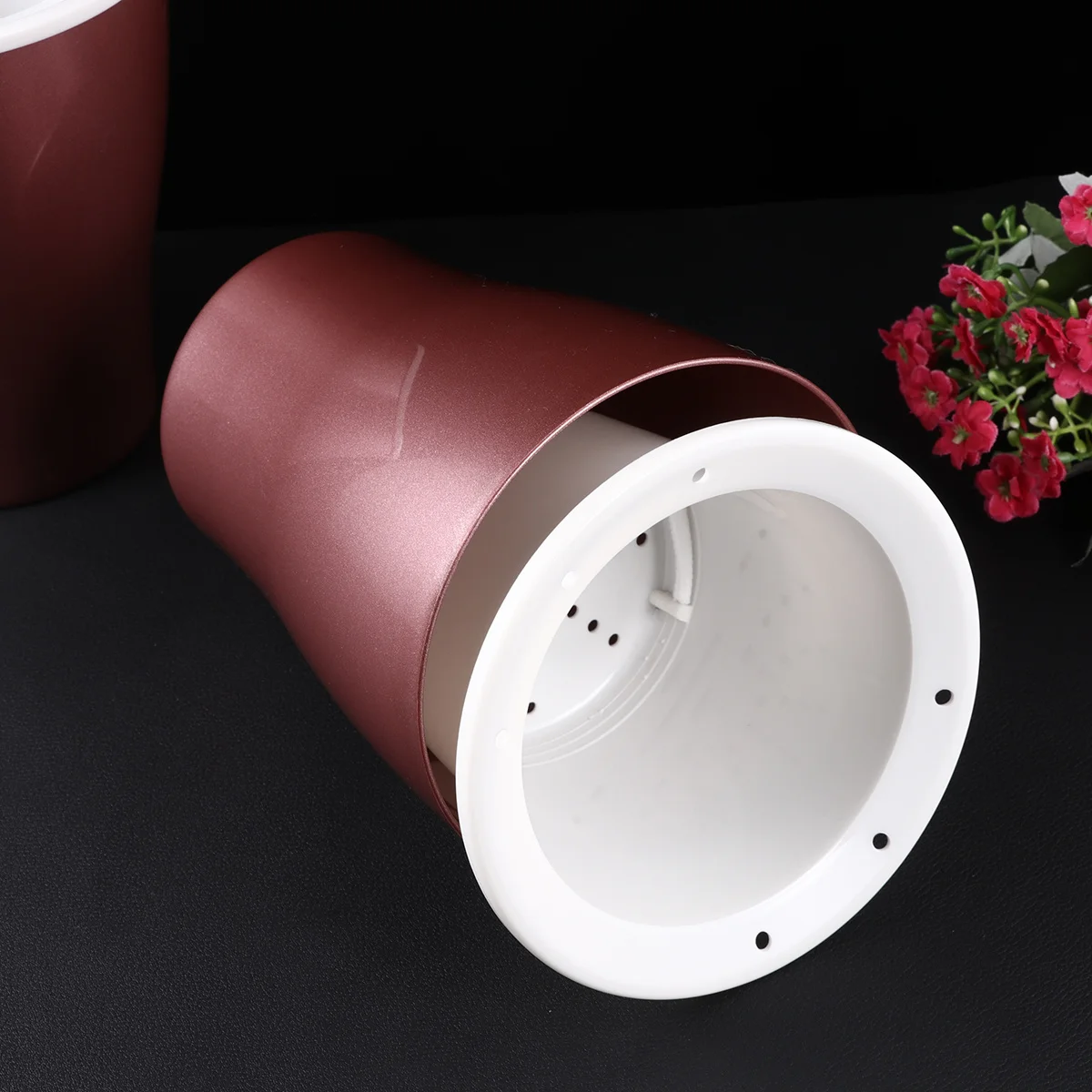 

2Pcs Self Watering Cotton Rope Planter Premium Plastic Flower Pot with Water Storage for Indoor Outdoor Plants Rose Gold Small