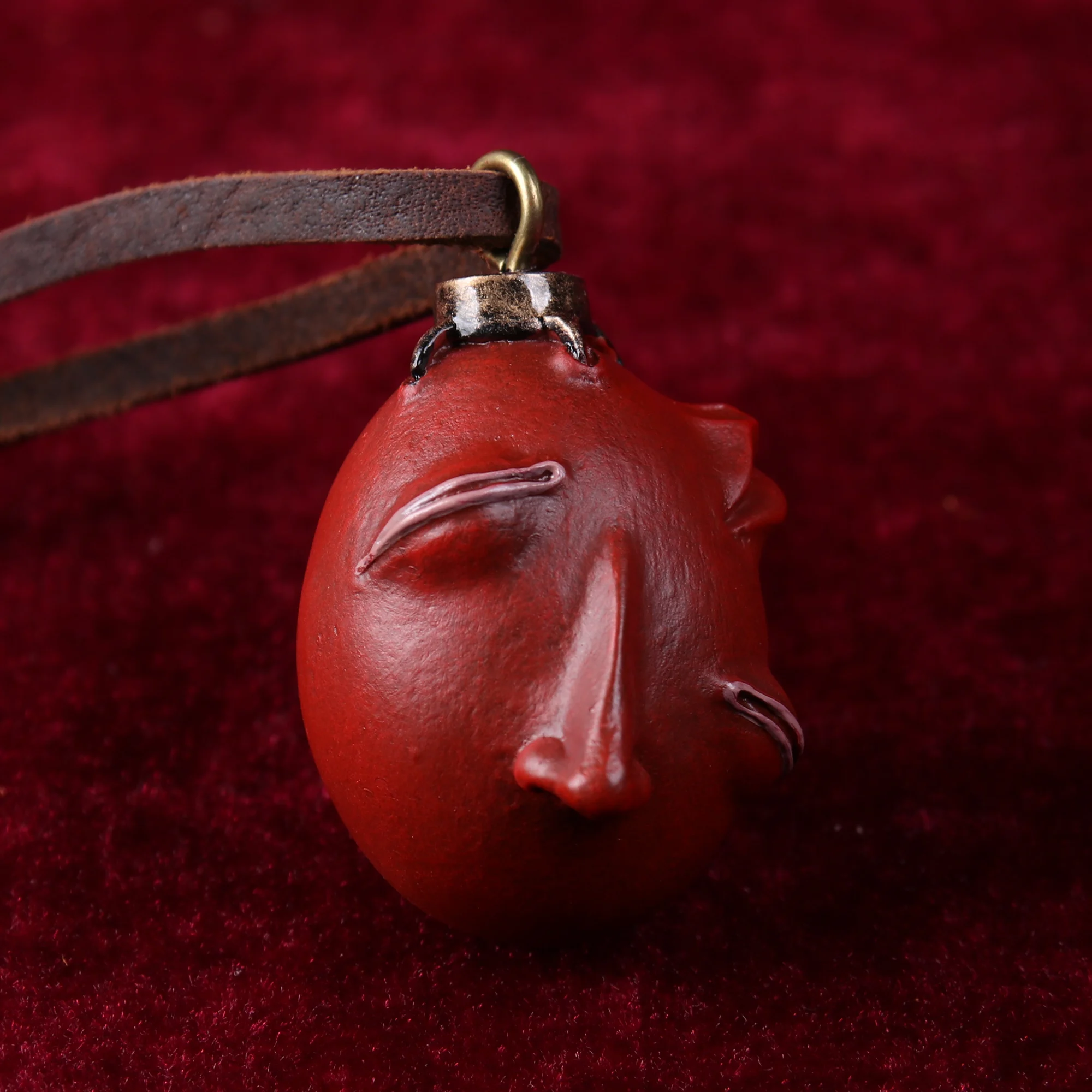 Vol.1 Flesh Blood Behelit Necklace Egg of the king Pendant With Leather Rope Anniversary Gift