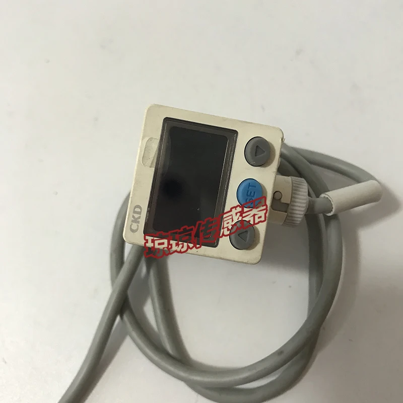 

Xikaili CKD Digital Pressure Switch Sensor PPG-D-RNC-6BM1 PPG-D-RNA-6GM1