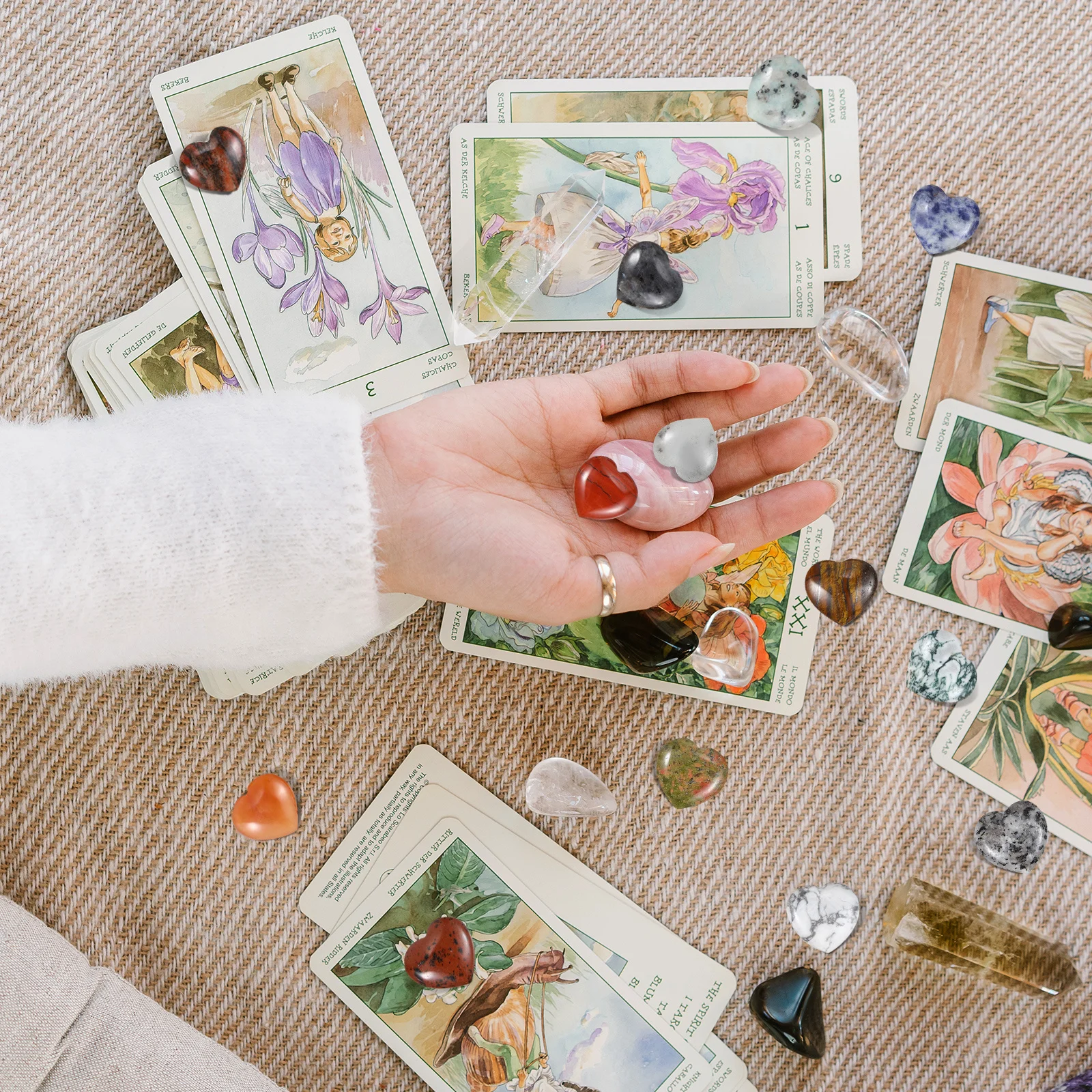 

20Pcs Heart Shape Crystal Stones Small Smooth Hearts for Divination Jewelry Vase Decor Crystals Gift Crystal Heart