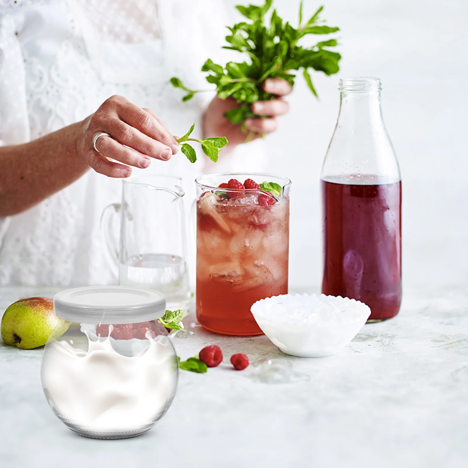 

2Pcs Glass Yogurt Jars Jelly Holders Pudding Storage Bottles 200ml Reusable Food Containers for Desserts Snacks